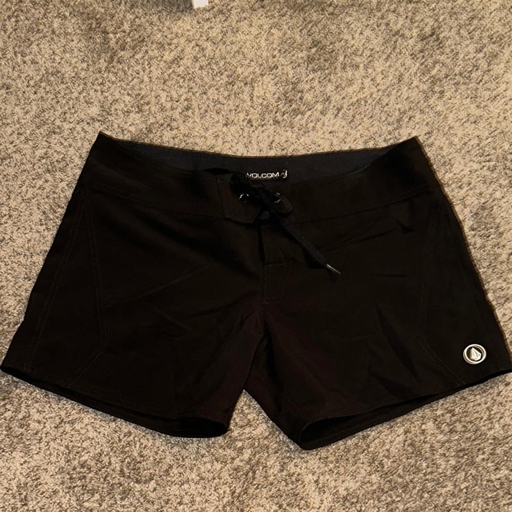 Volcom Women's Athletic Black Shorts